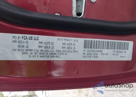 2018 Chrysler 300 Touring из США, поврежденный, VIN 2C3CCAAG3JH340928